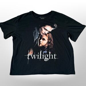 Bella & Edward Twilight Boxy Tee — Oversized Graphic 🖤